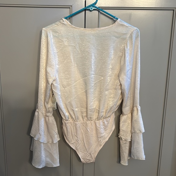 Altar’d State ruffled bodysuit NEW with TAGS - Picture 7 of 7